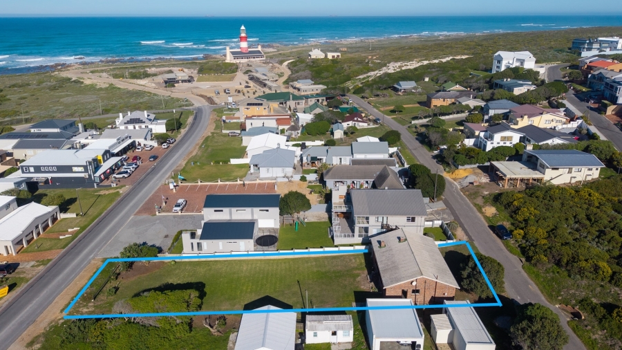 To Let 3 Bedroom Property for Rent in Agulhas Western Cape